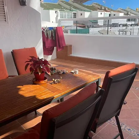 Entire Townhouse In The Paradise