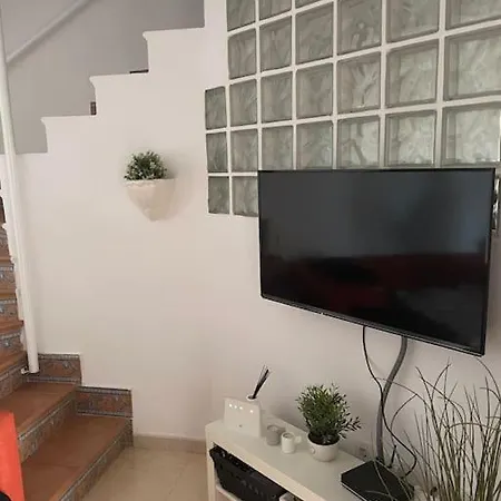 Apartment Entire Townhouse In The Paradise
